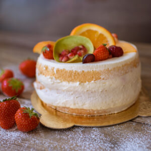 Torcik nagi (naked cake)